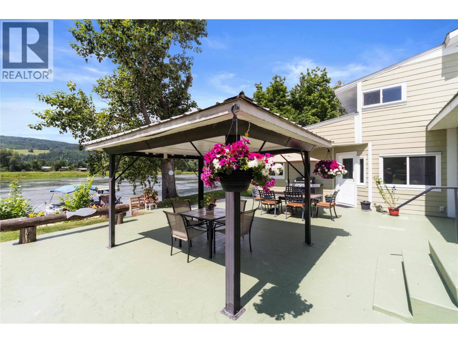 7088 97A Highway, Grindrod