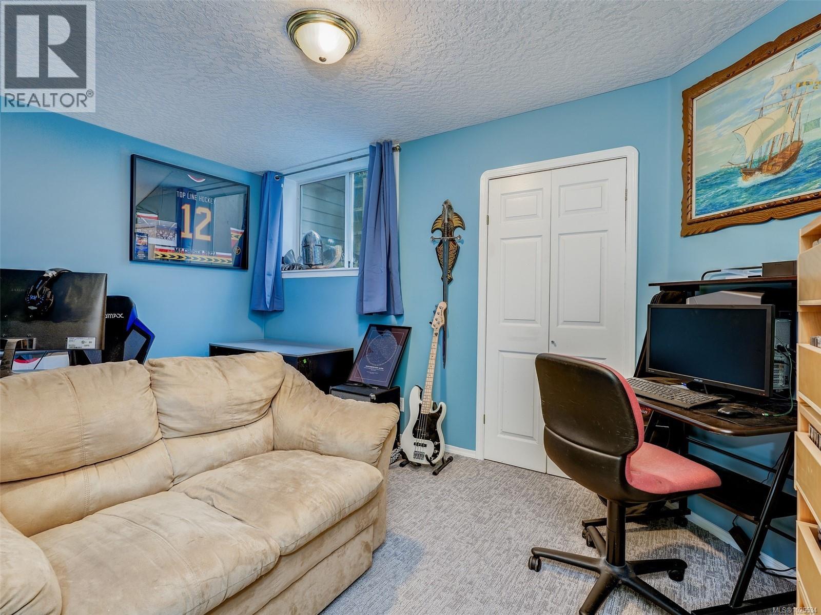 14 2190 Drennan St, Sooke