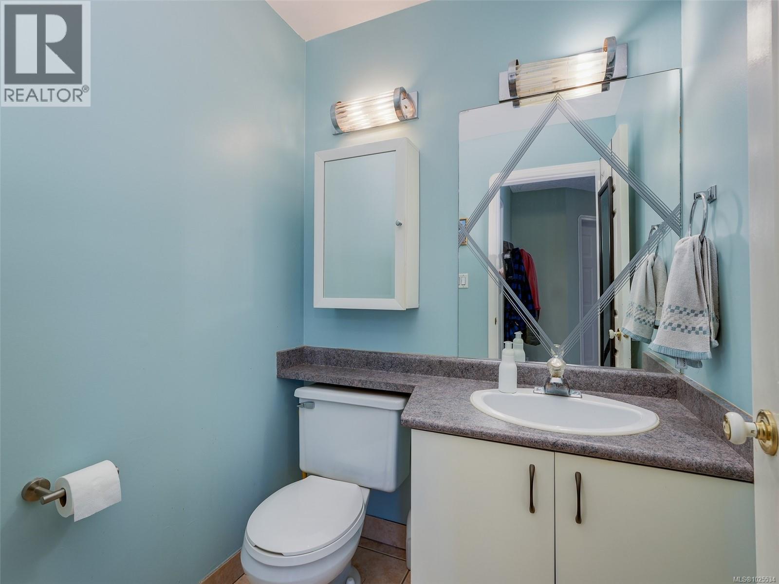 14 2190 Drennan St, Sooke