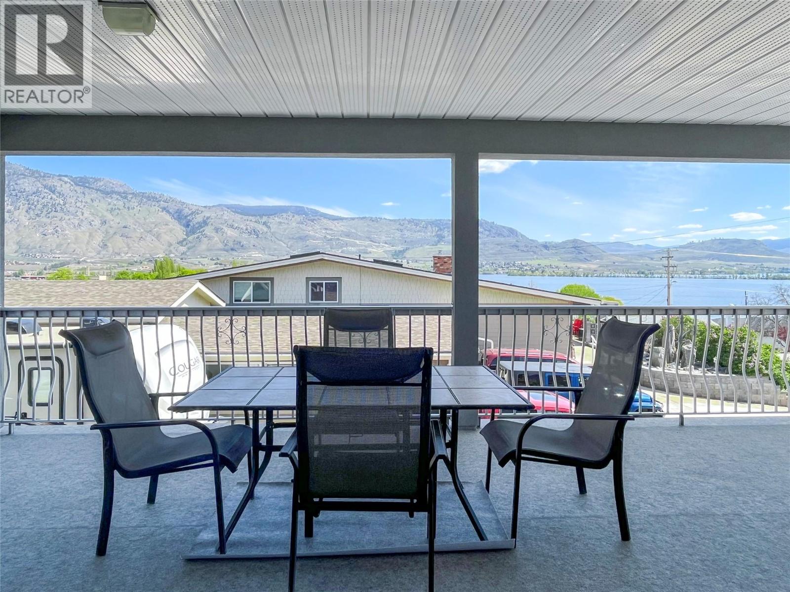 9106 Hummingbird Lane, Osoyoos
