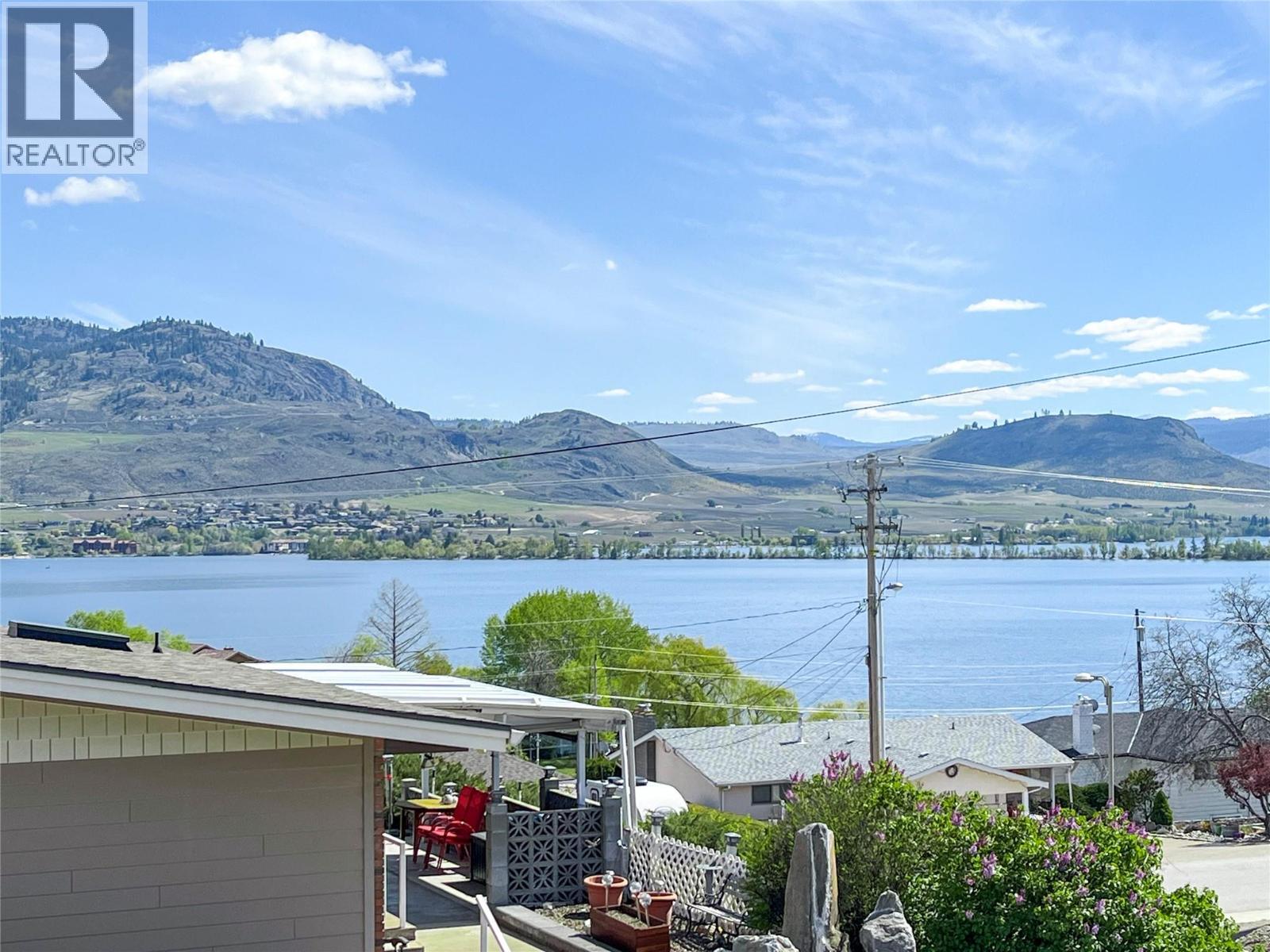 9106 Hummingbird Lane, Osoyoos