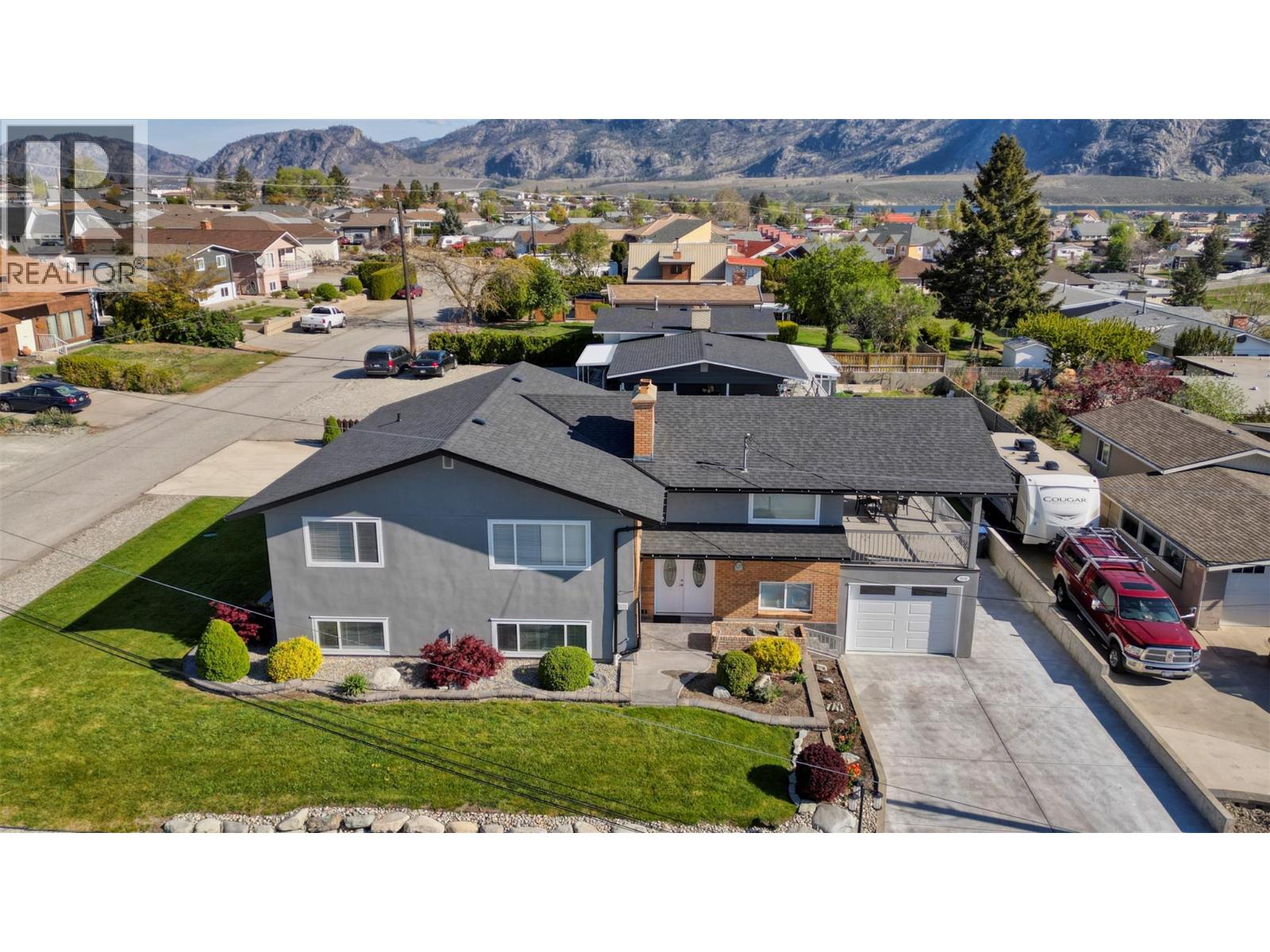 9106 Hummingbird Lane, Osoyoos