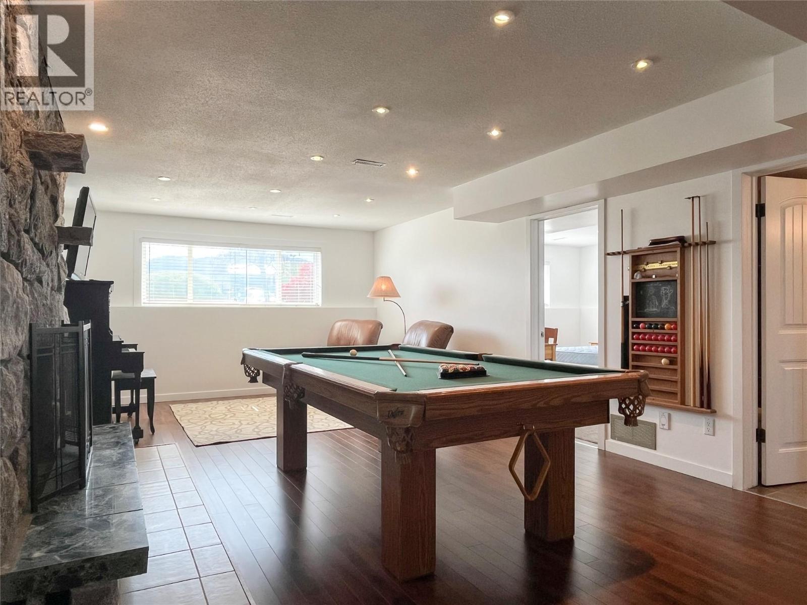 9106 Hummingbird Lane, Osoyoos