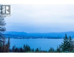 1135 Westside Road, West Kelowna, BC V1Z3S1 Photo 39
