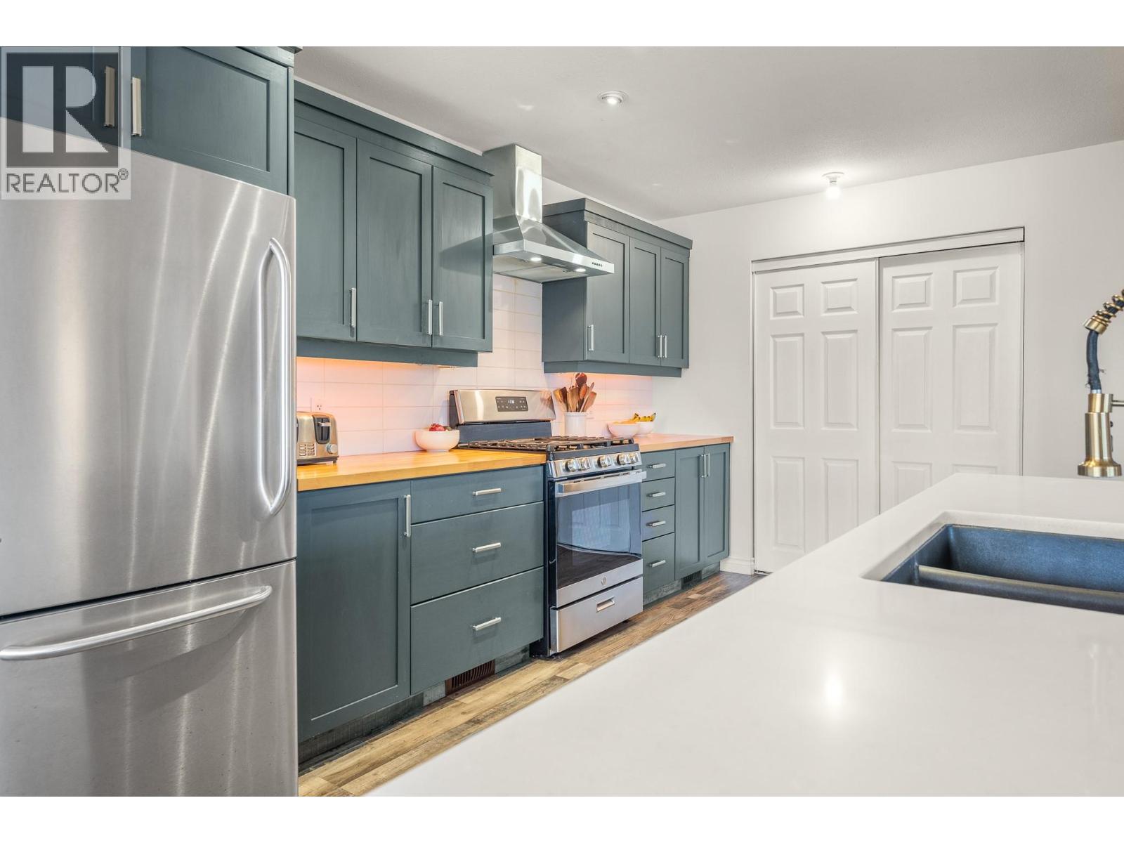 2320 4A Avenue SE, Salmon Arm