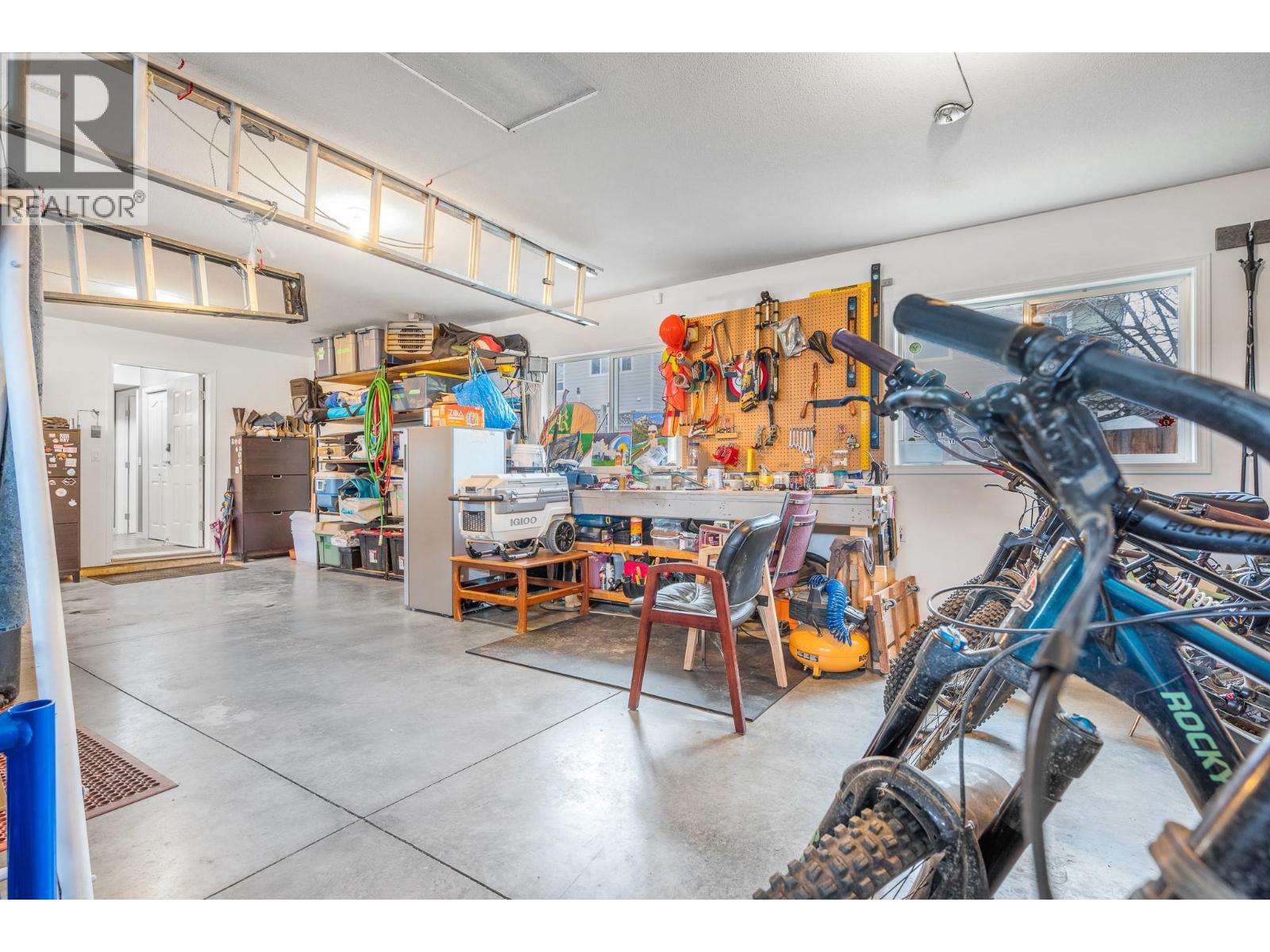 2320 4A Avenue SE, Salmon Arm