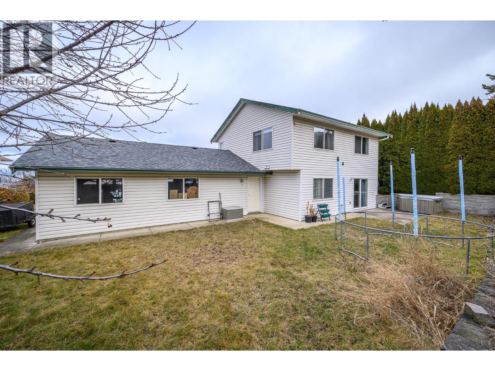 2320 4A Avenue SE, Salmon Arm
