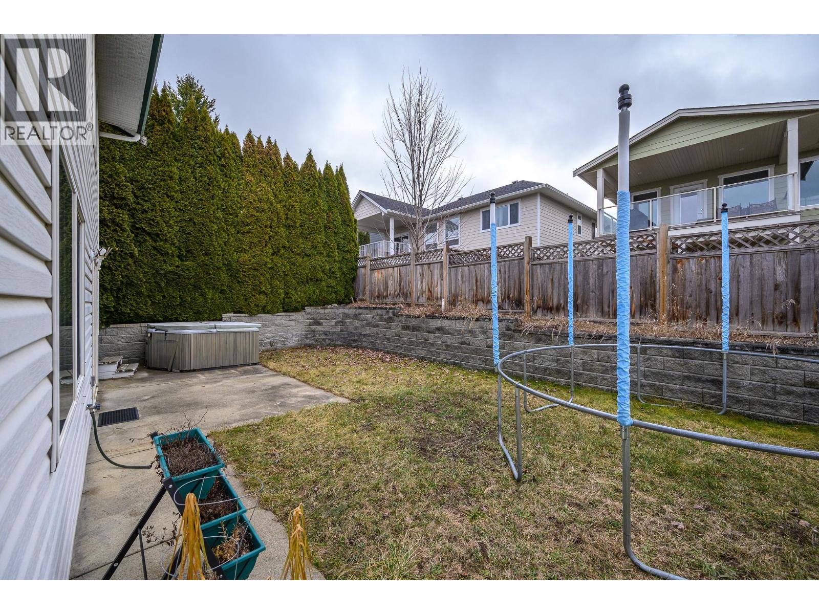 2320 4A Avenue SE, Salmon Arm