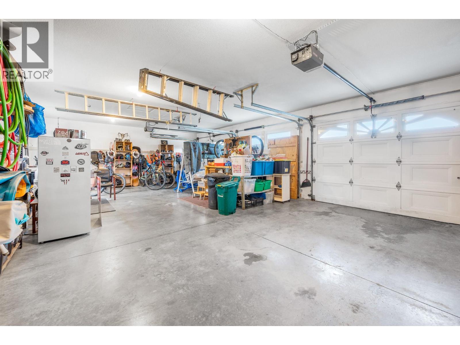 2320 4A Avenue SE, Salmon Arm