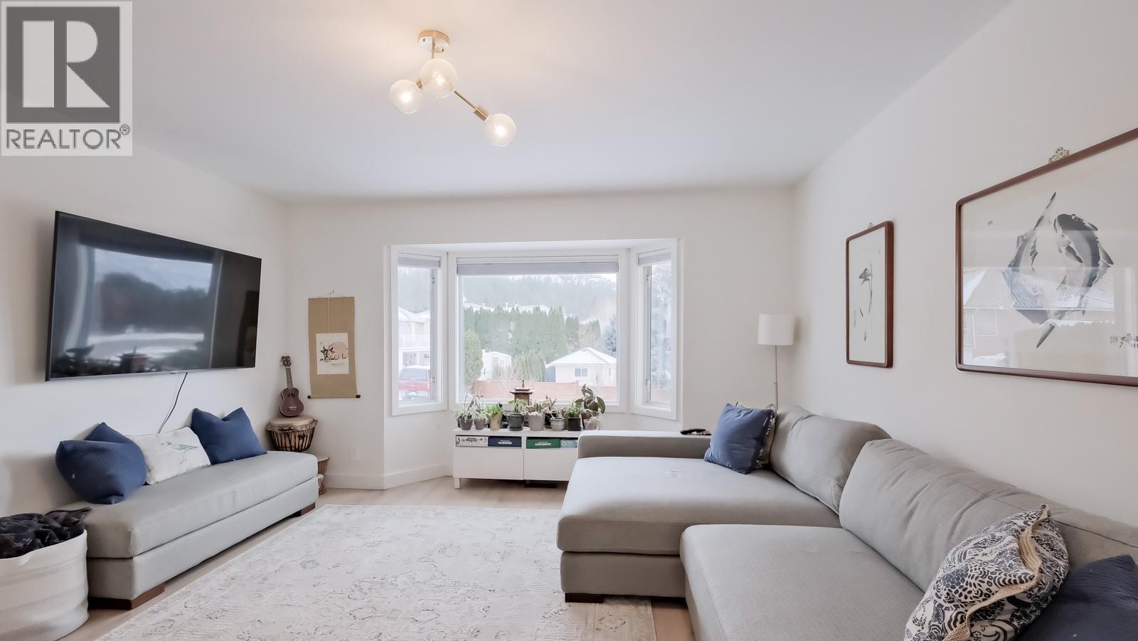 163 ROGERS Crescent, Penticton