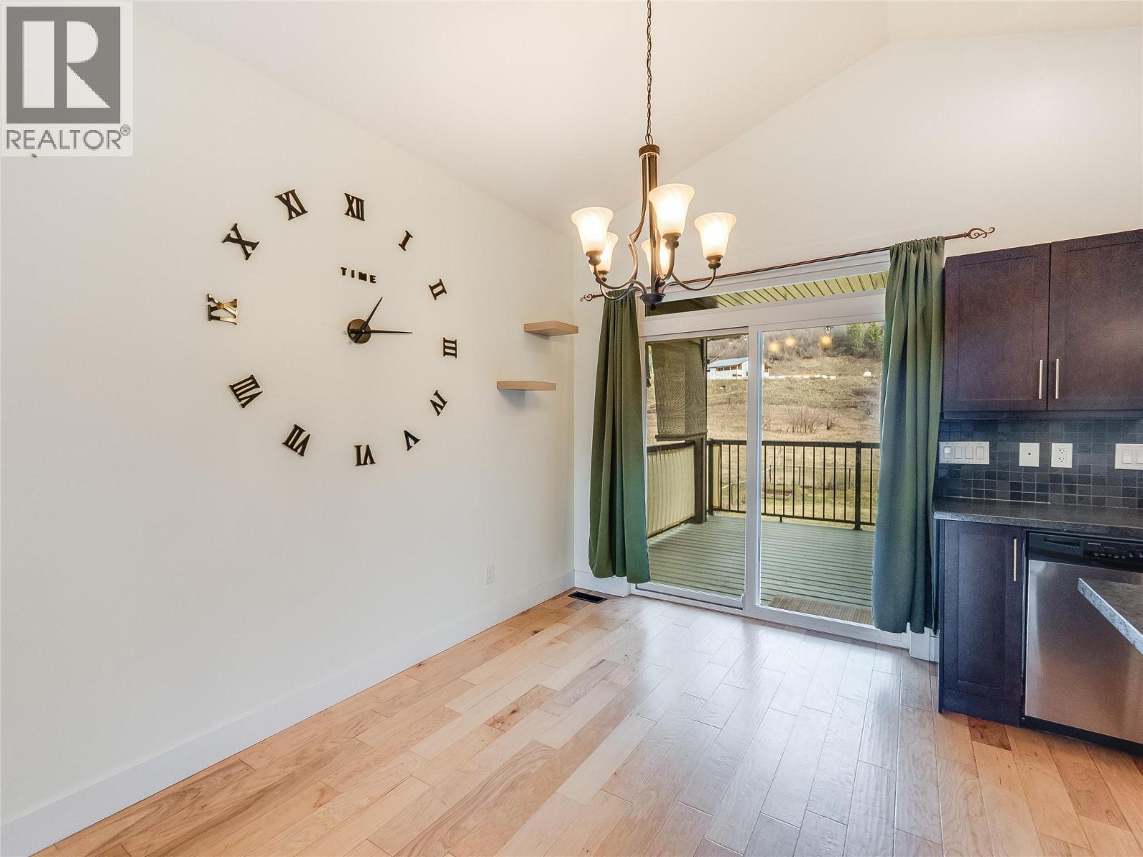 892 Waterloo Road, Castlegar