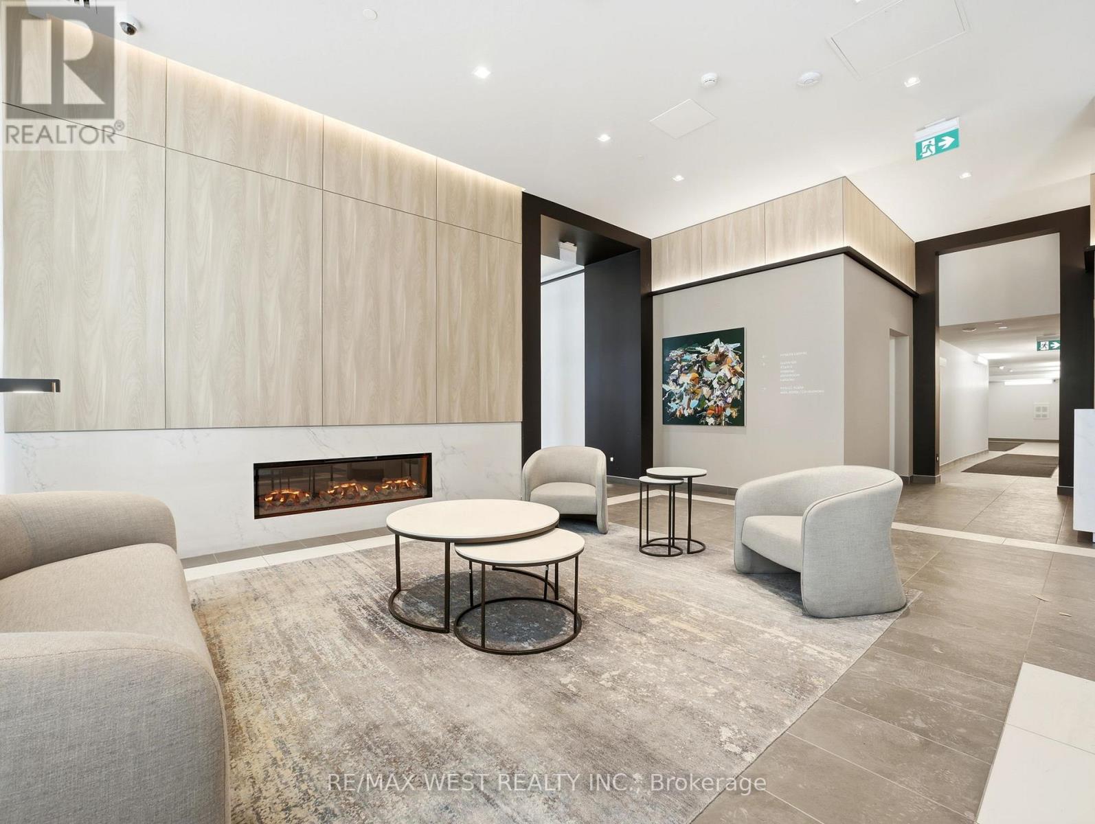 912 - 1 JARVIS STREET - Photo 2 of 11, Hamilton (Beasley), Ontario