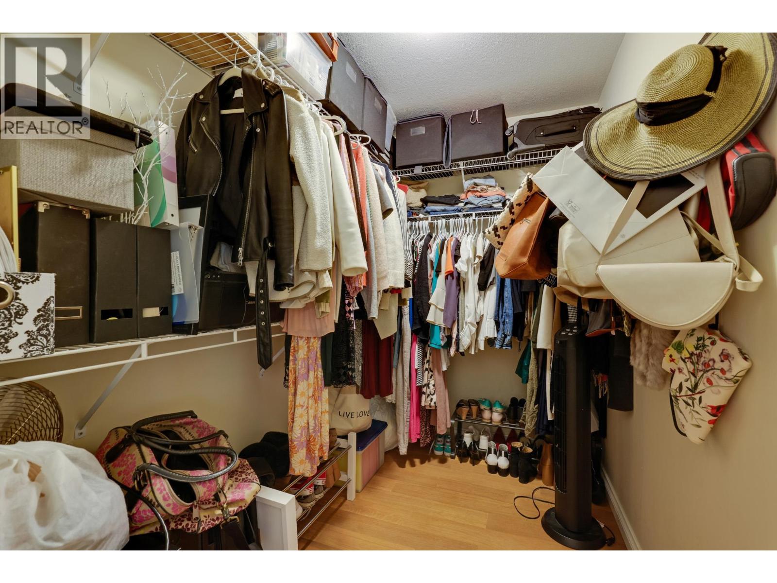 1400 RIVERSIDE DRIVE, North Vancouver