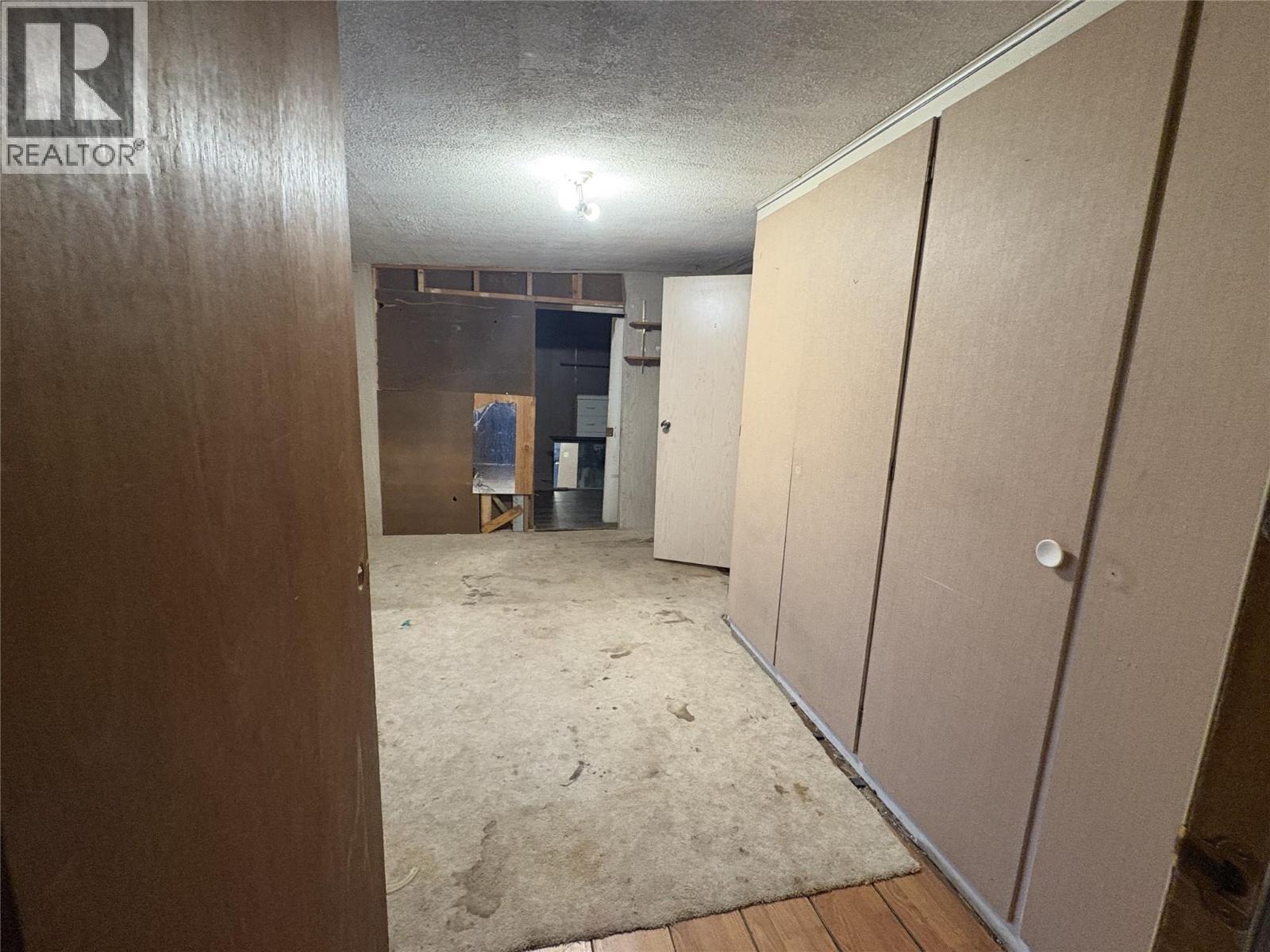 6896 WATSON  E DRIVE - 14