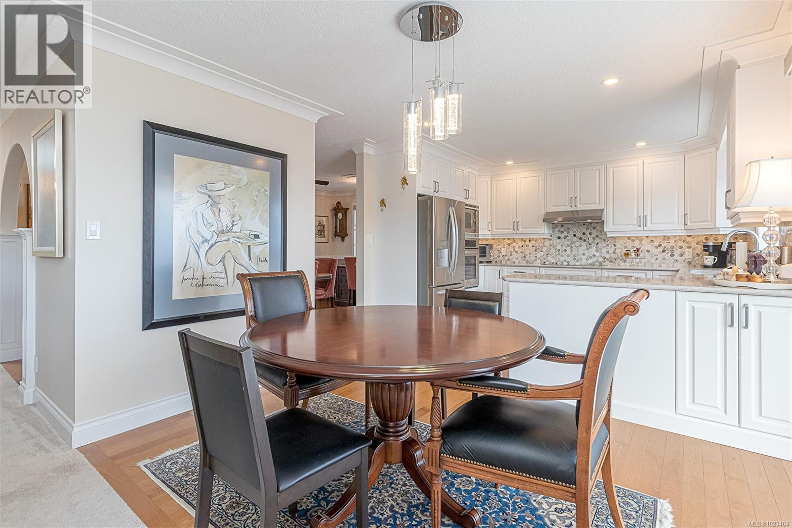 1089 College Dr, Nanaimo