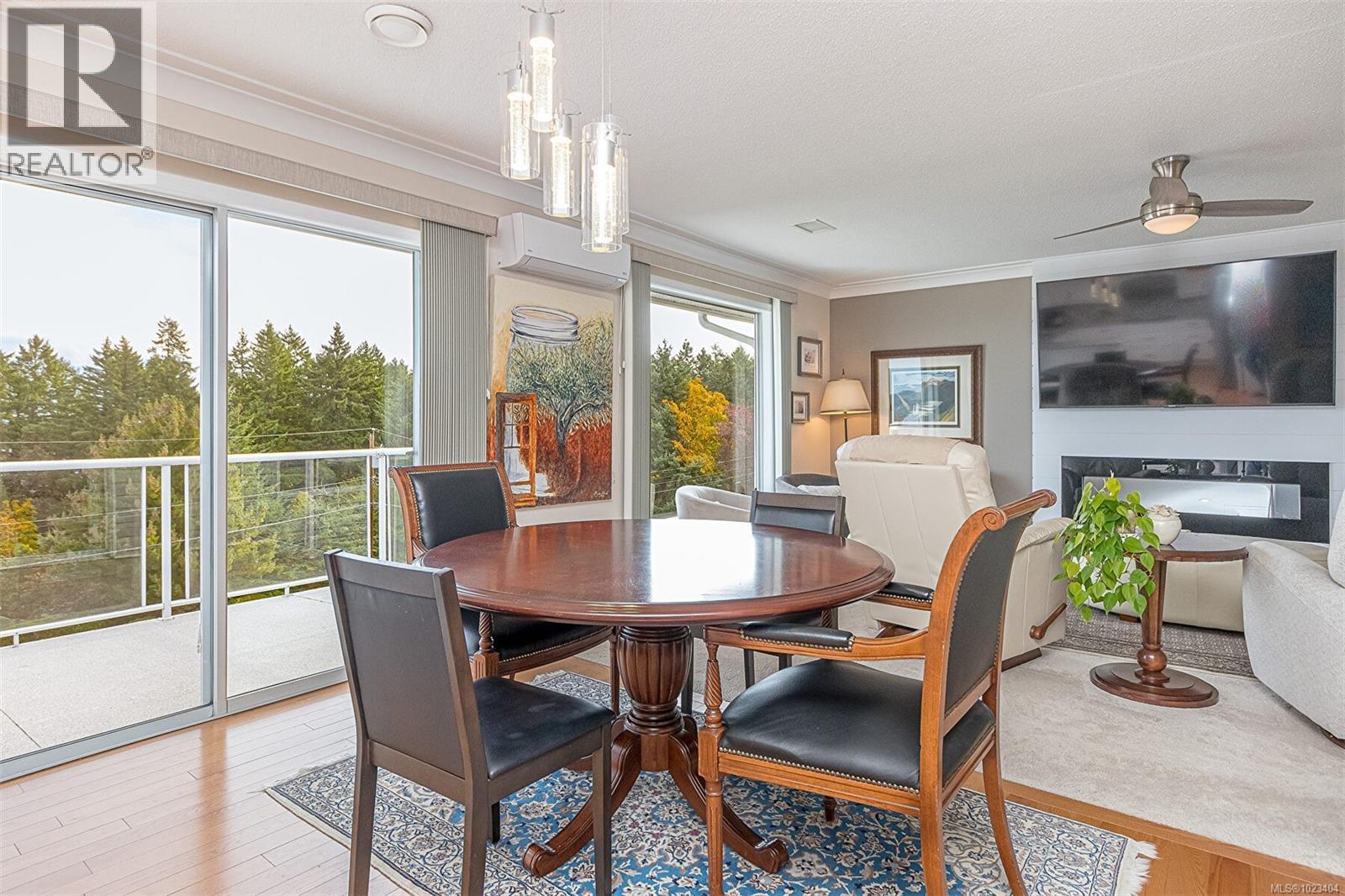 1089 College Dr, Nanaimo