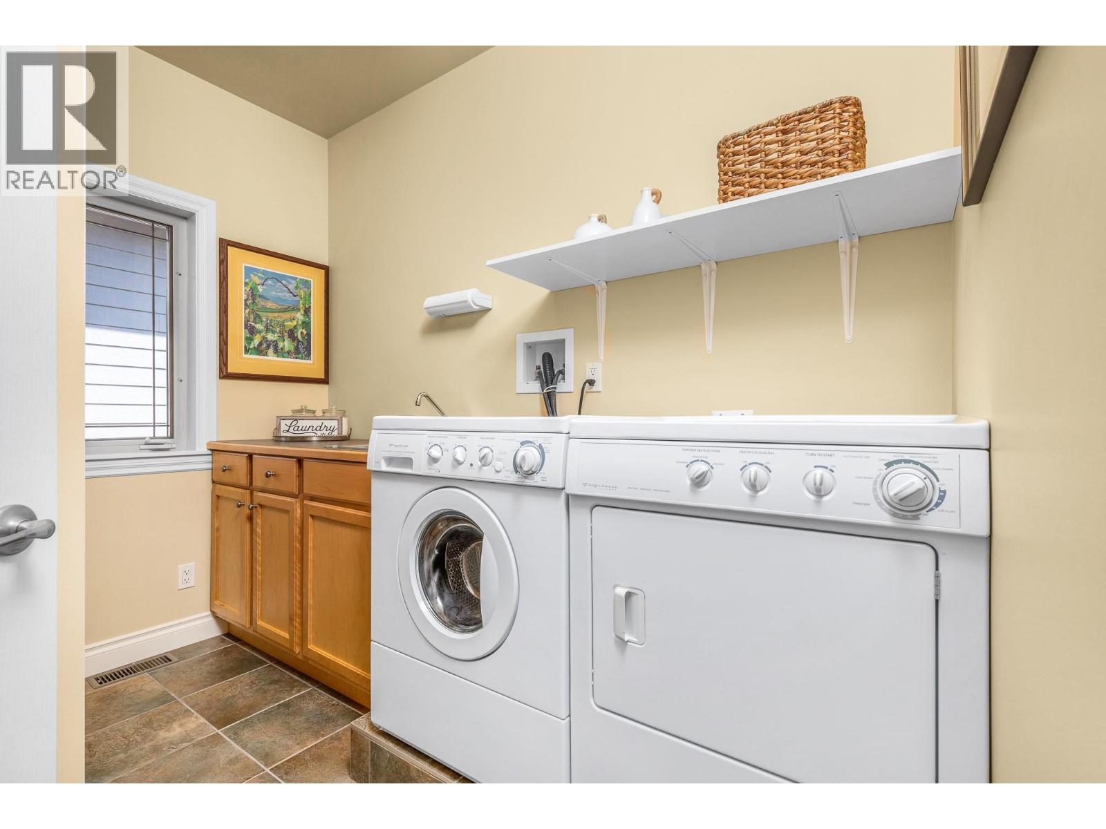 5 7769 Okanagan Landing Road, Vernon