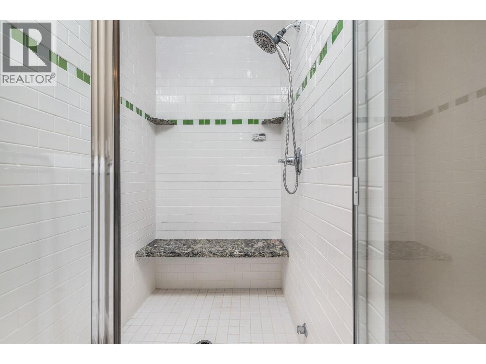 5 7769 Okanagan Landing Road, Vernon