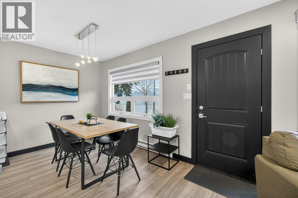 2622 Blind Bay Road, Blind Bay