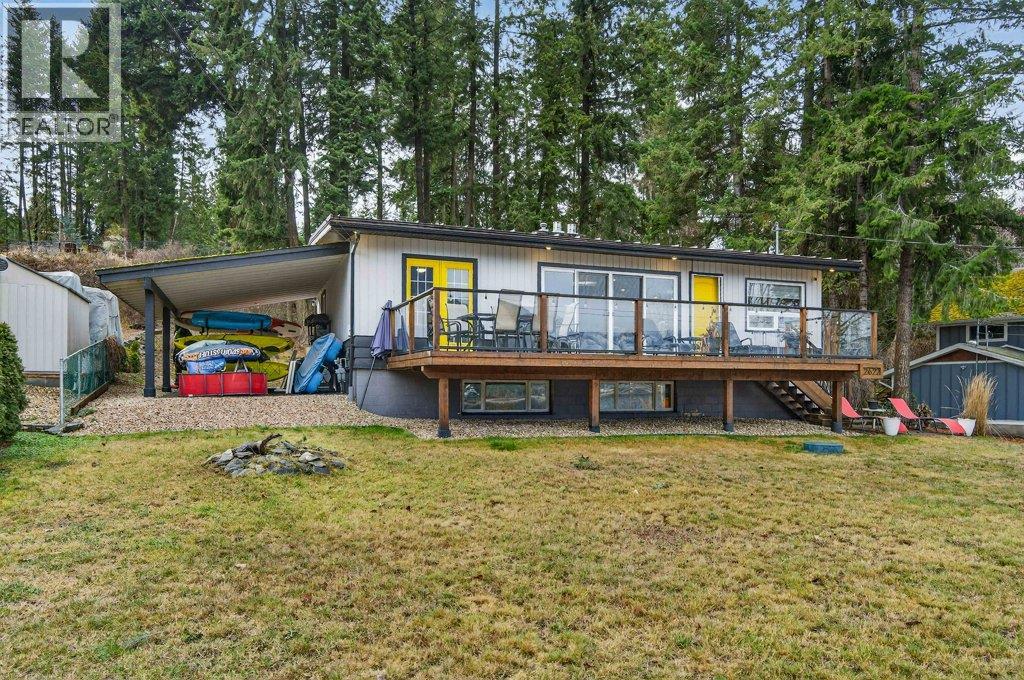 2622 Blind Bay Road, Blind Bay