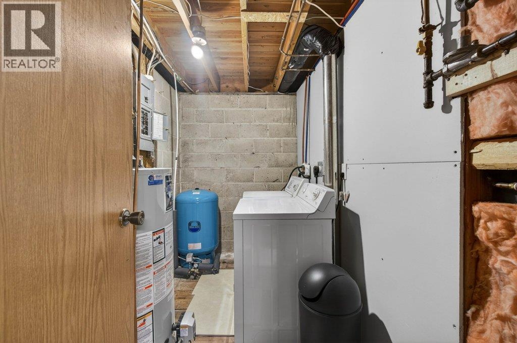 2622 Blind Bay Road, Blind Bay