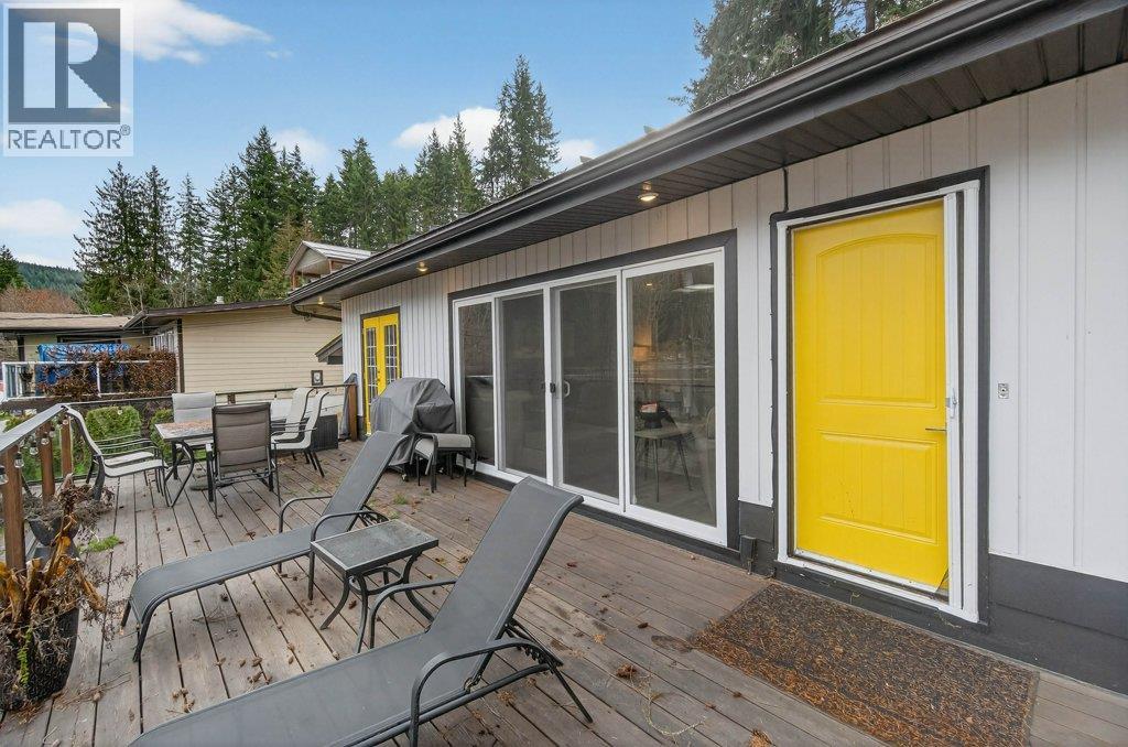 2622 Blind Bay Road, Blind Bay