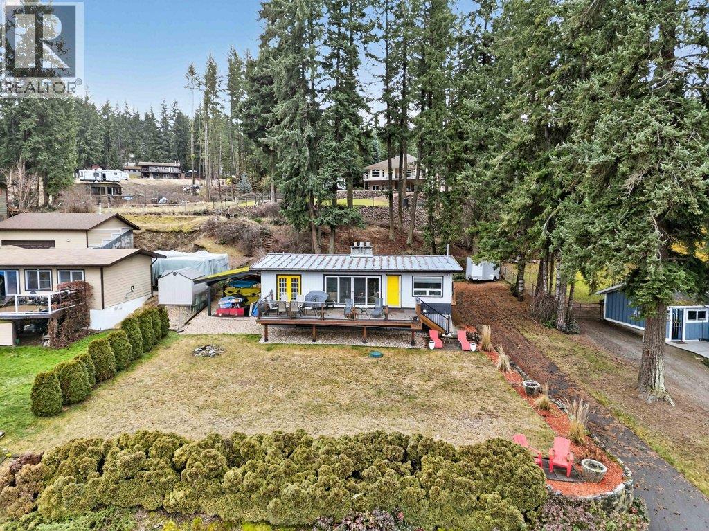 2622 Blind Bay Road, Blind Bay