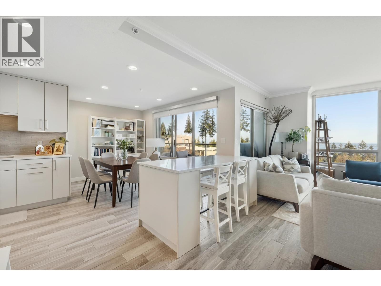 302 3131 DEER RIDGE DRIVE, West Vancouver