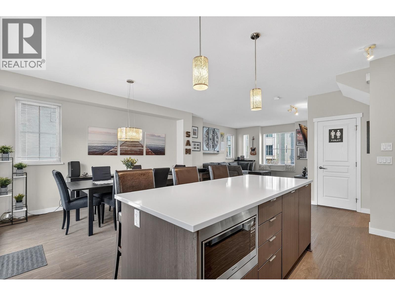 #20-5550 ADMIRAL Way, Ladner