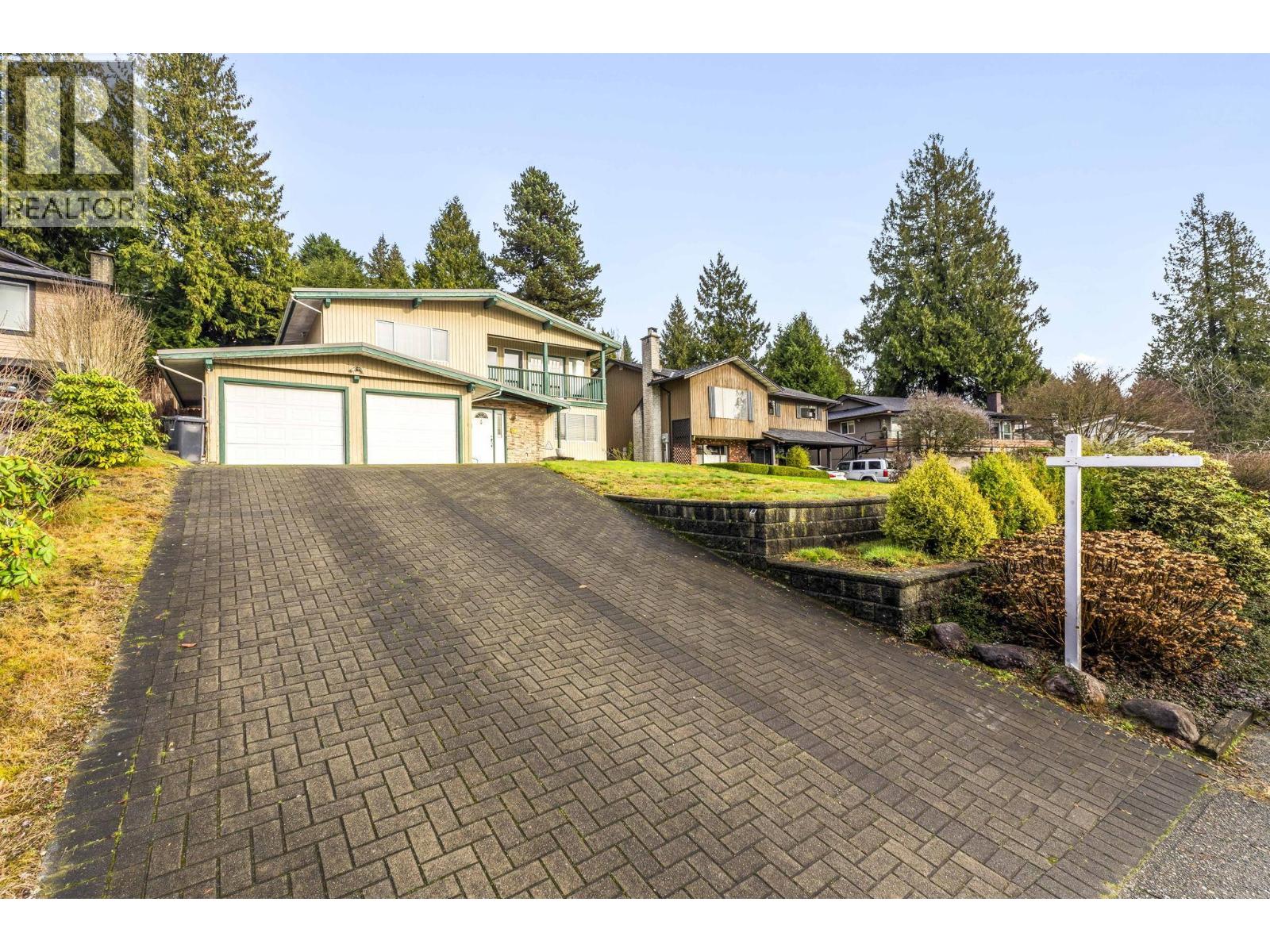 317 GLOUCESTER COURT - Main photo, Coquitlam, British Columbia