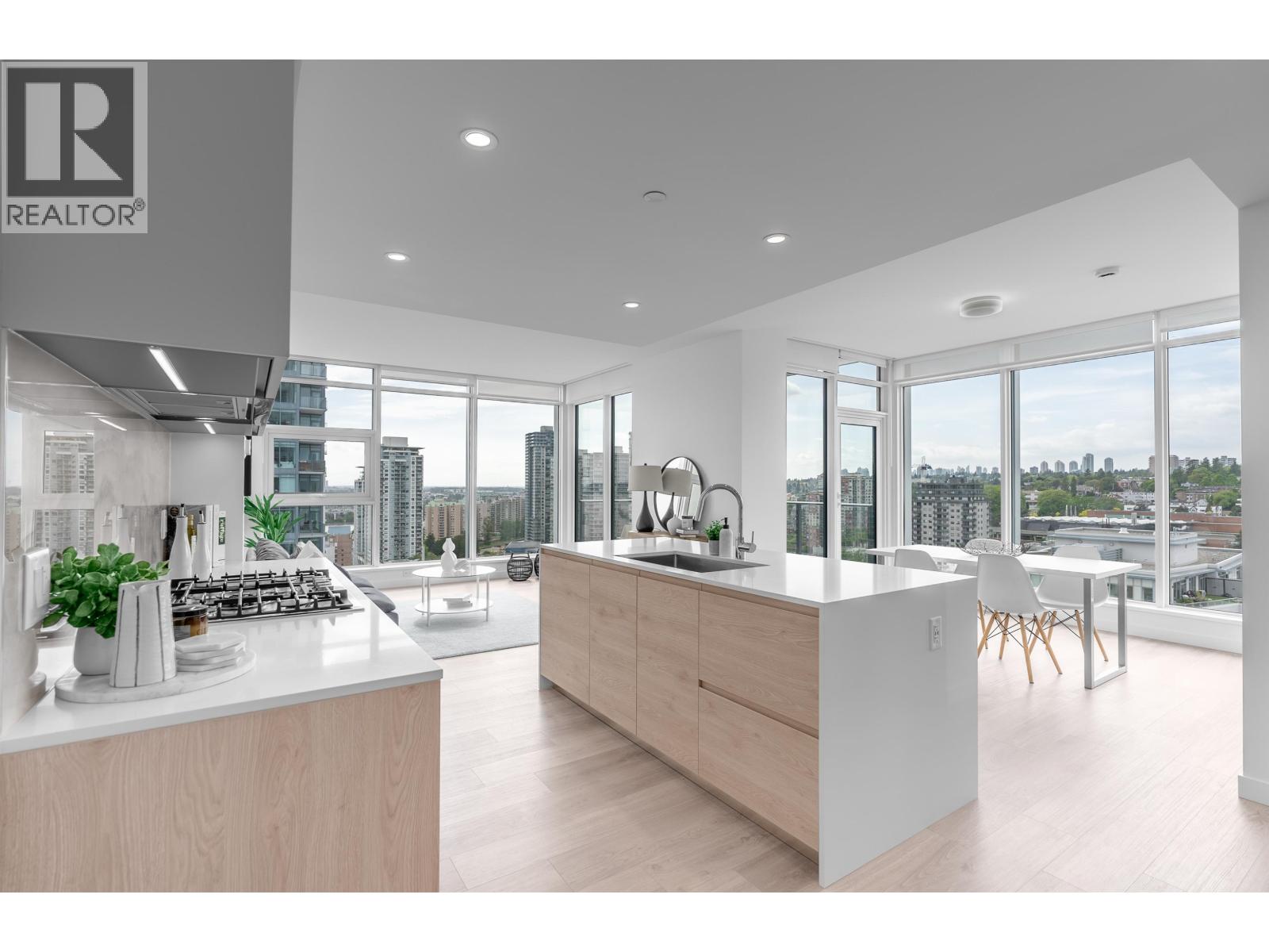 2104 660 QUAYSIDE DRIVE, New Westminster