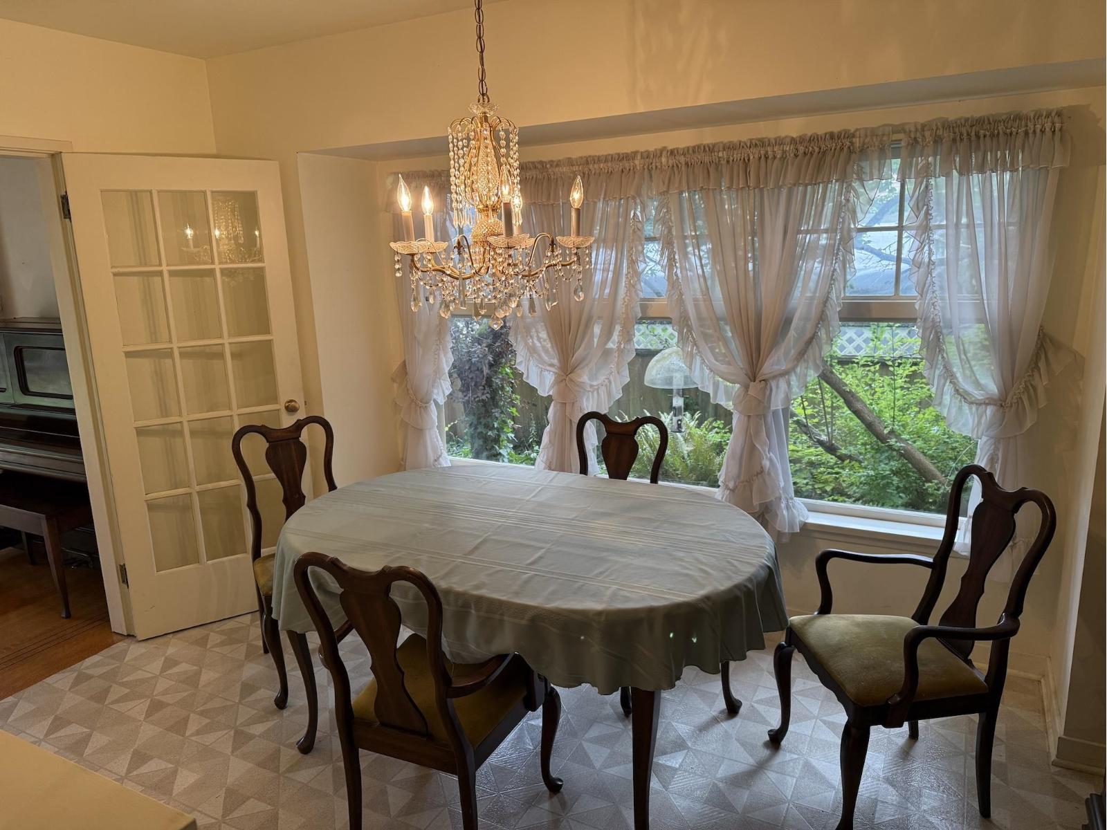 16203 8 AVENUE, Surrey