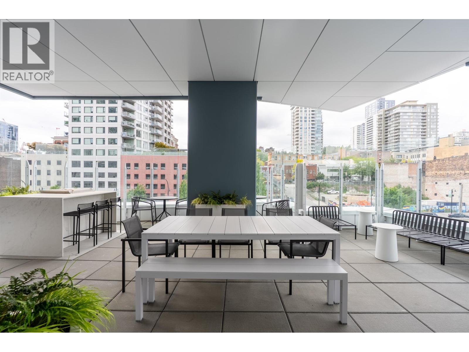 2104 660 QUAYSIDE DRIVE, New Westminster