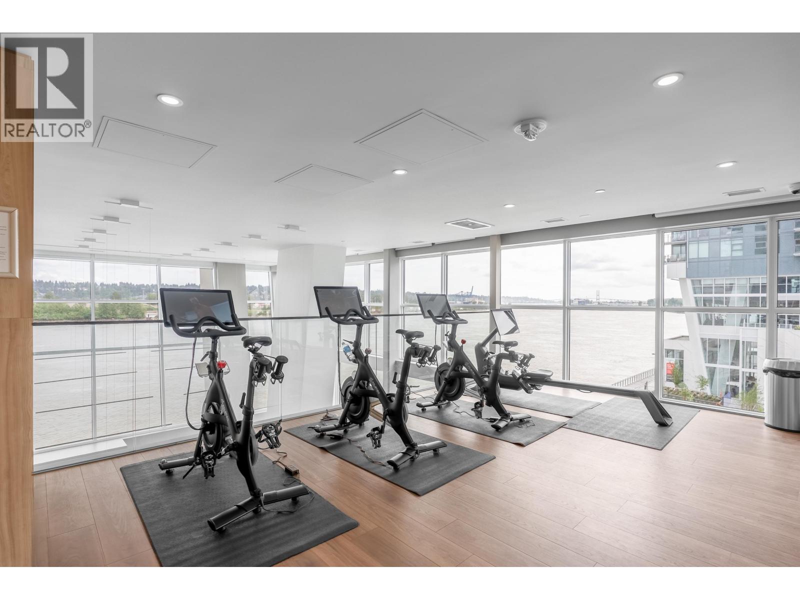 2104 660 QUAYSIDE DRIVE, New Westminster