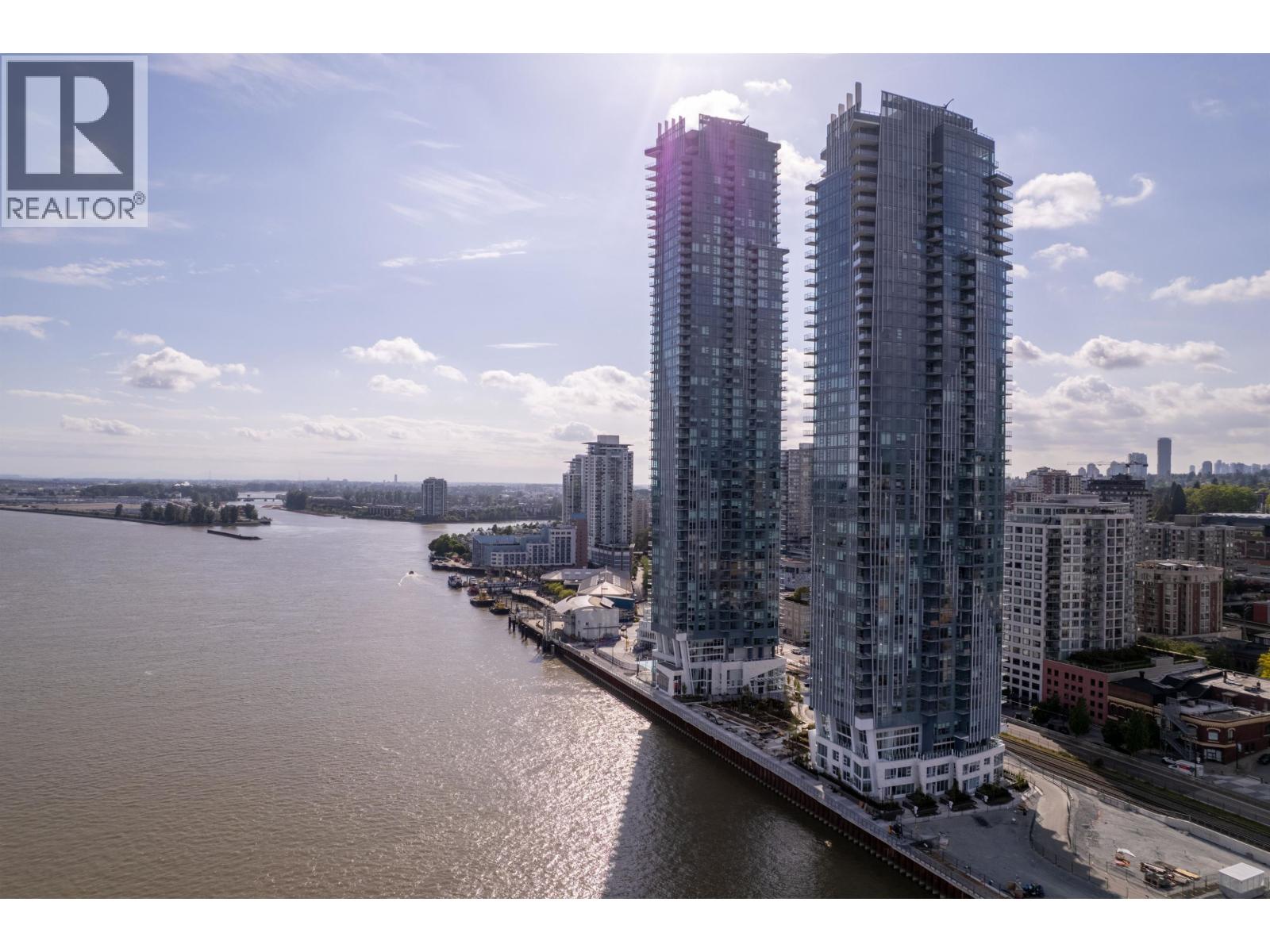 2104 660 QUAYSIDE DRIVE, New Westminster