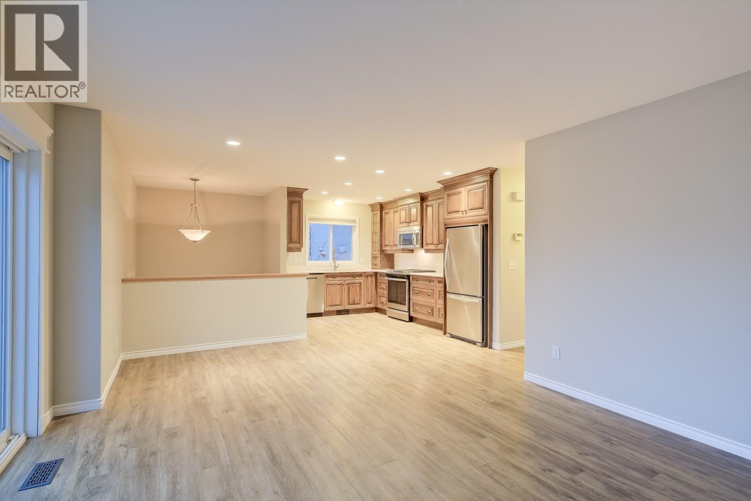  1260 Ethel Street, Kelowna