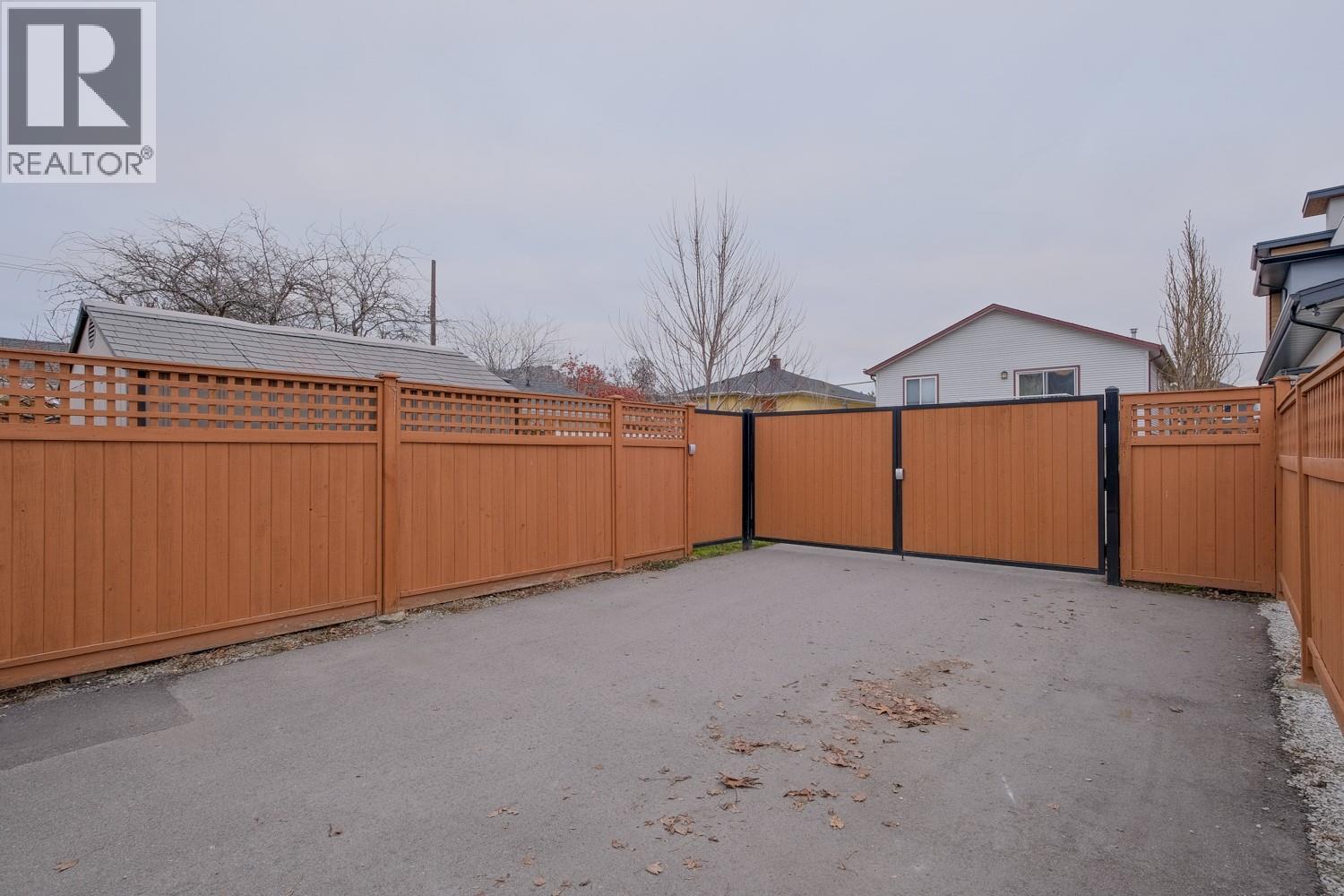  1260 Ethel Street, Kelowna