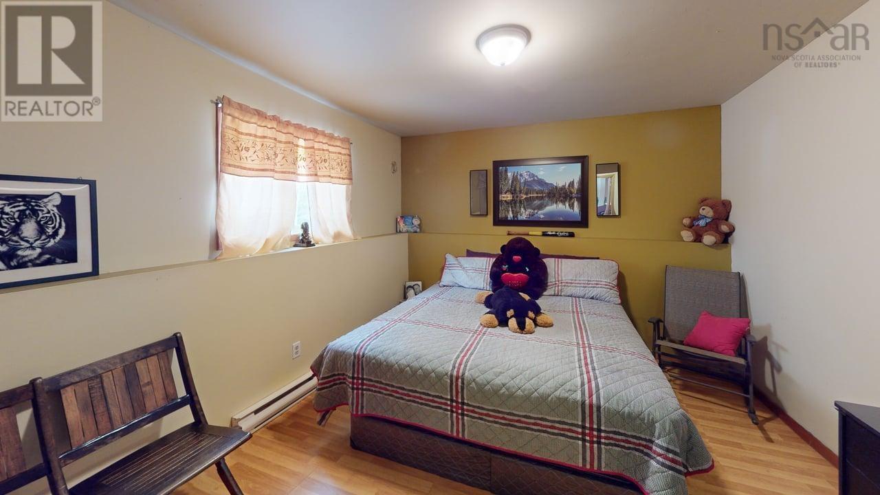 Property 13 of 21 of 13844 NS-4