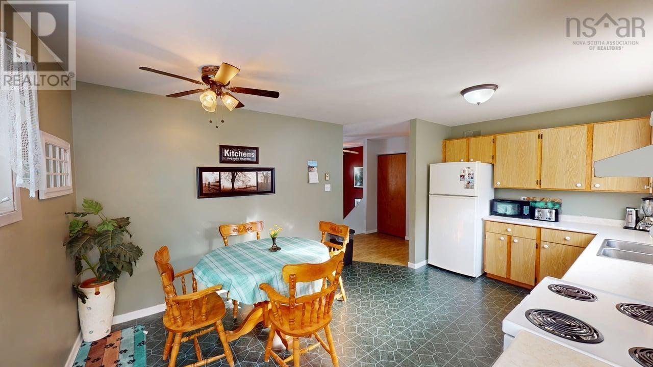 Property 2 of 21 of 13844 NS-4