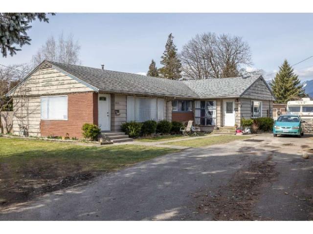 46169 BROOKS Avenue - main photo