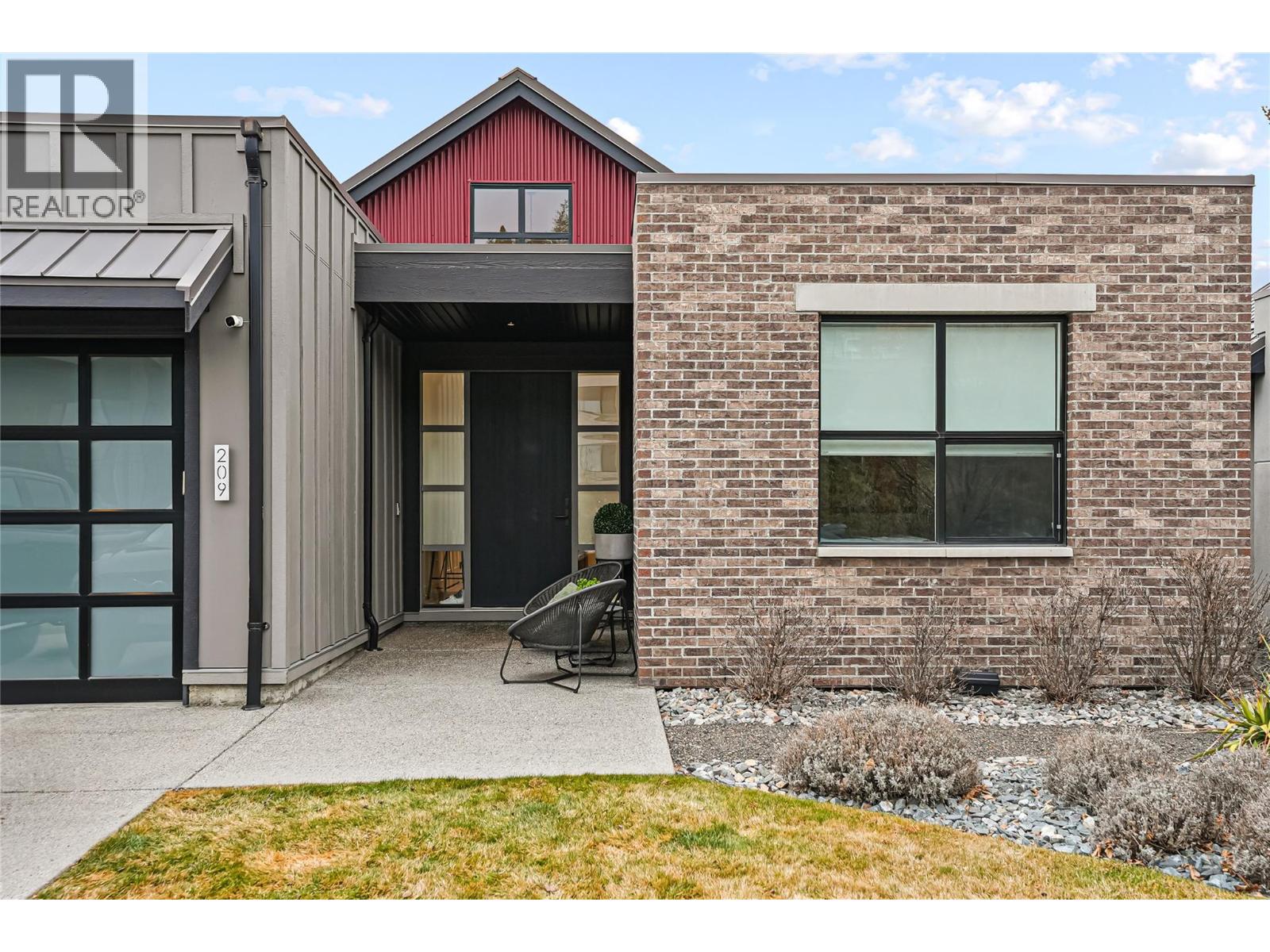 209 Ashcroft Place - 2