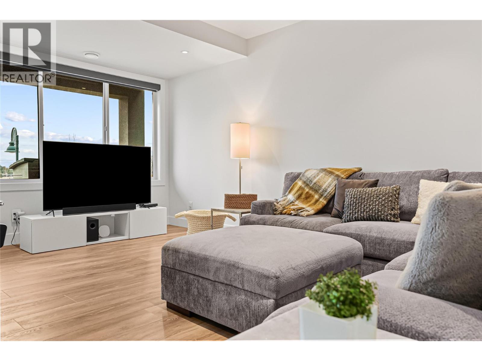 209 Ashcroft Place, Vernon