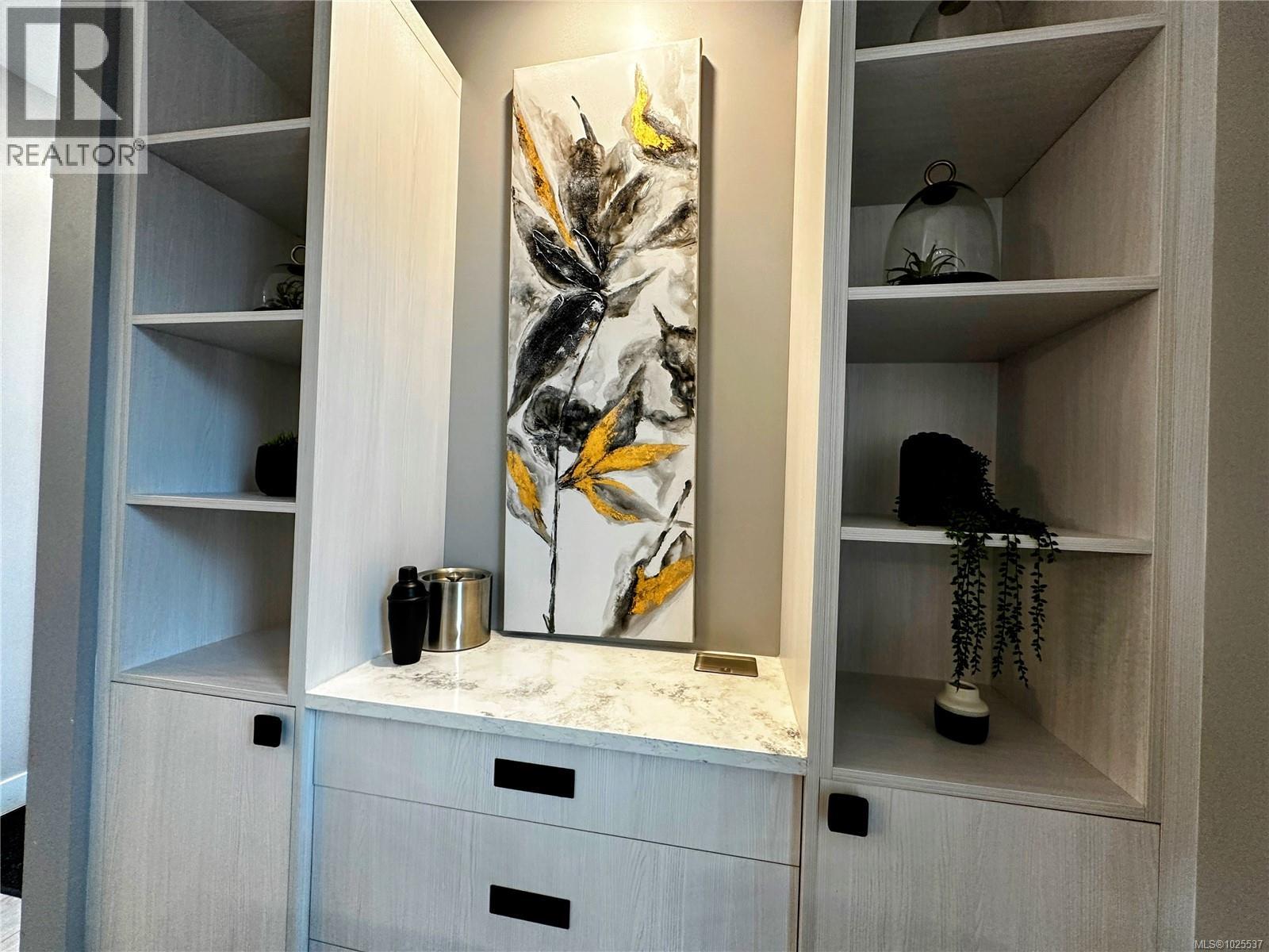 #7 1175 RESORT DR - 38