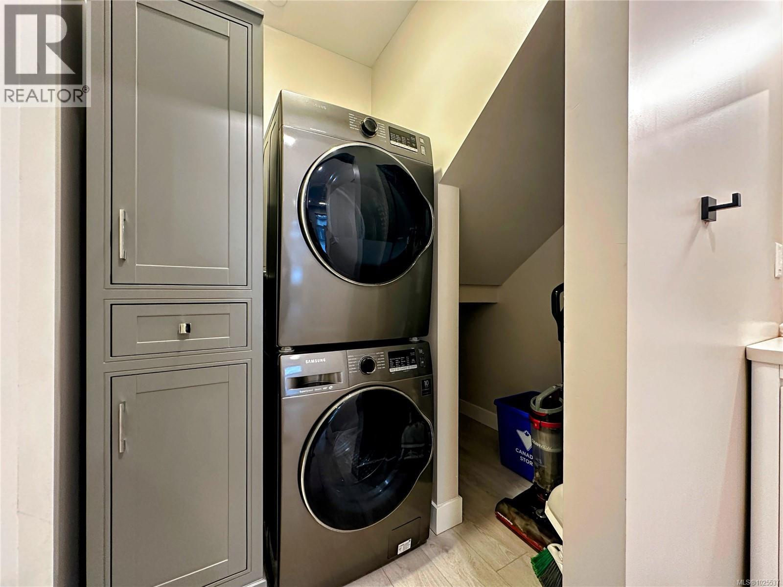 #7 1175 RESORT DR - 40