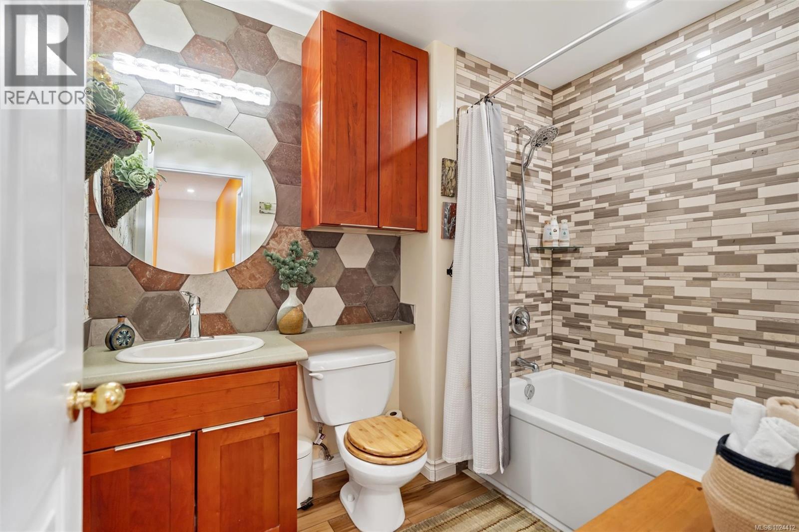 2440 Galland Rd, Shawnigan Lake