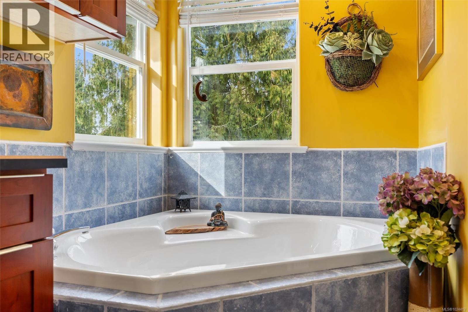 2440 Galland Rd, Shawnigan Lake