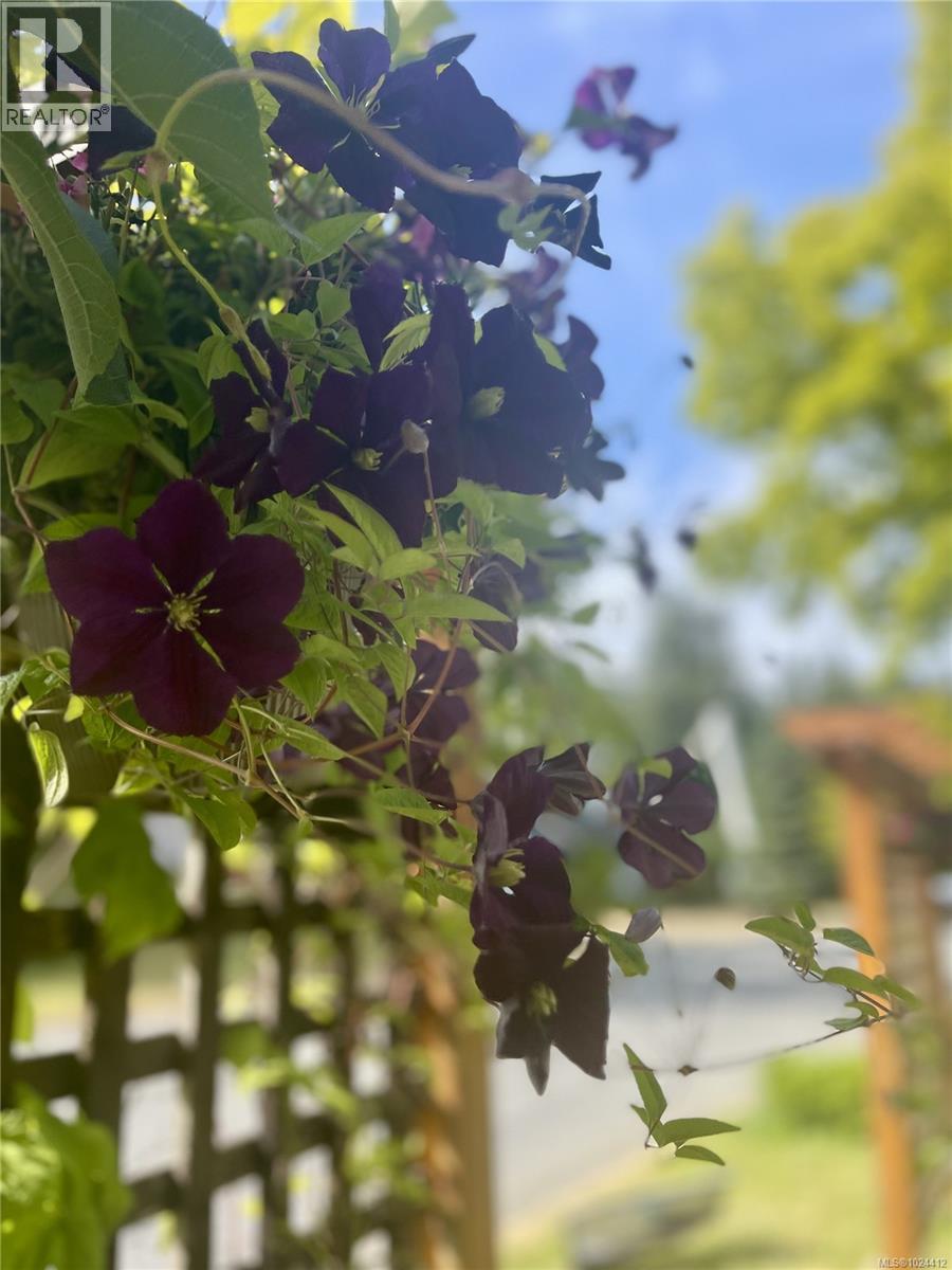 2440 Galland Rd, Shawnigan Lake