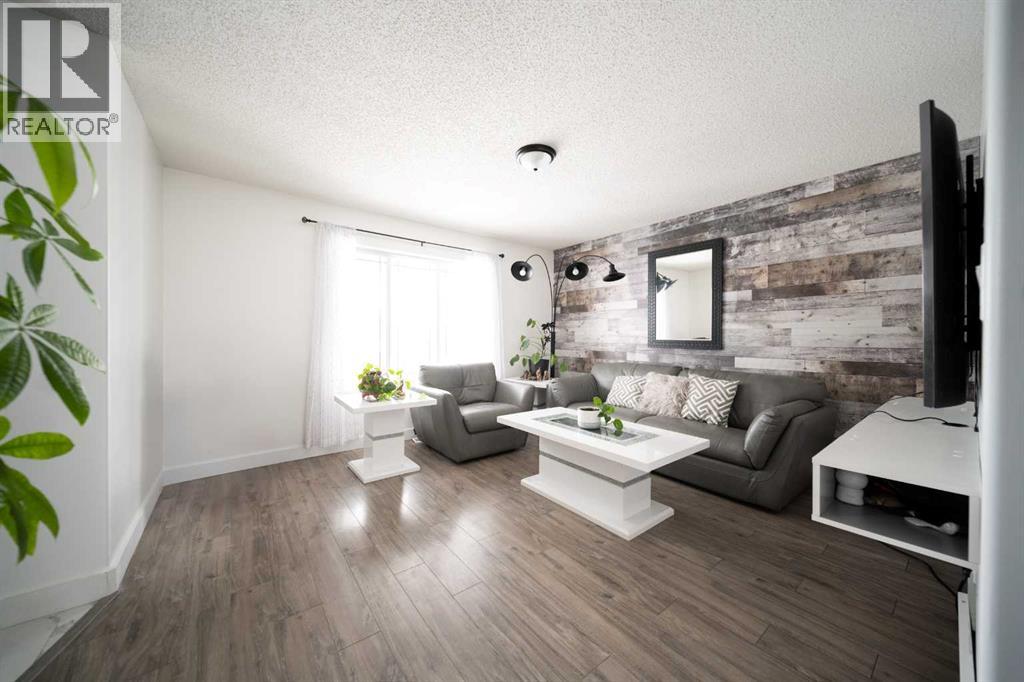 237 Sandstone Lane, Fort McMurray