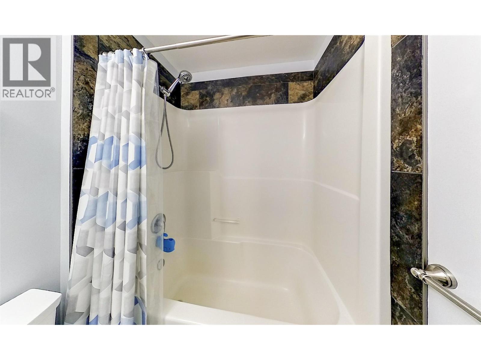  324 Arab Road, Kelowna