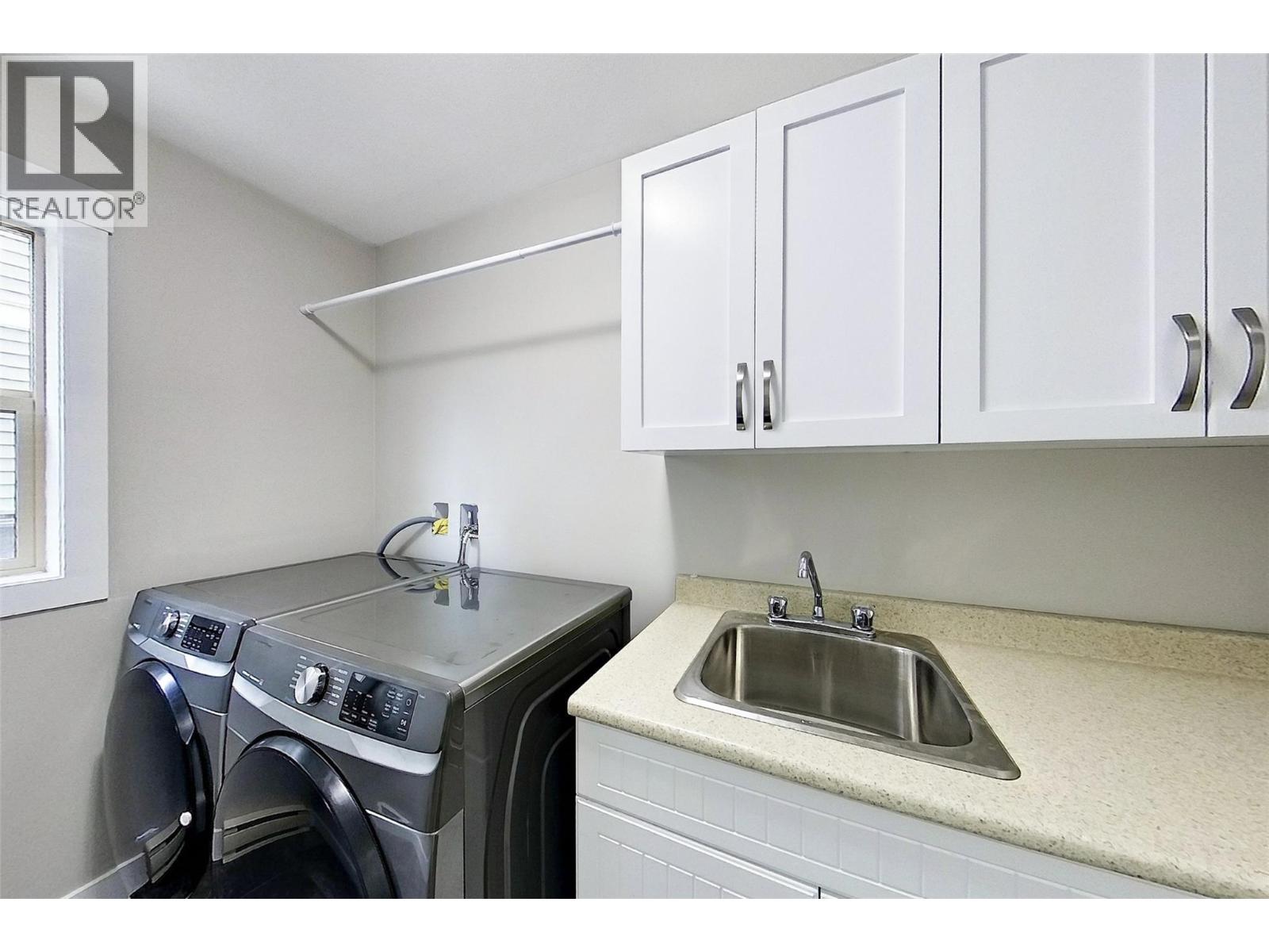  324 Arab Road, Kelowna